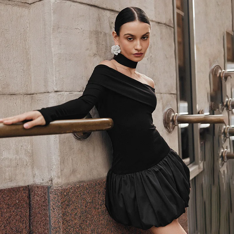 فستان قصير برقبة قارب مرقعة للنساء بأكمام طويلة فستان حفلات للسيدات أسود لحفلات العشاء والولائم فستان قصير ساحر