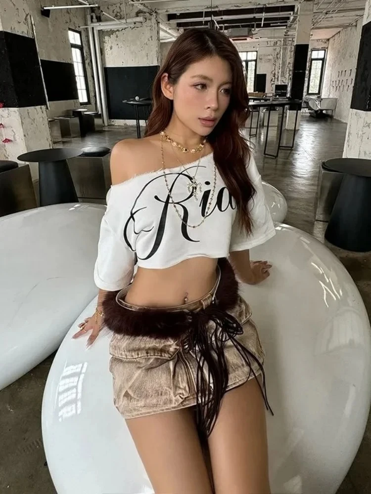 Koszulka z asymetrycznym dekoltem, nadrukiem liter, oversize, krótki rękaw, crop top, damska odzież Y2k, luźny krój, camisetas ropa de mujer