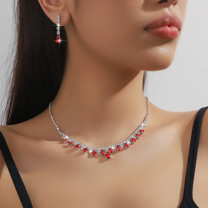 

Cross-Border Source European and American Hot-Selling Necklace and Earrings Two-Piece Set Blue Elegant Collarbone Chain Wedding