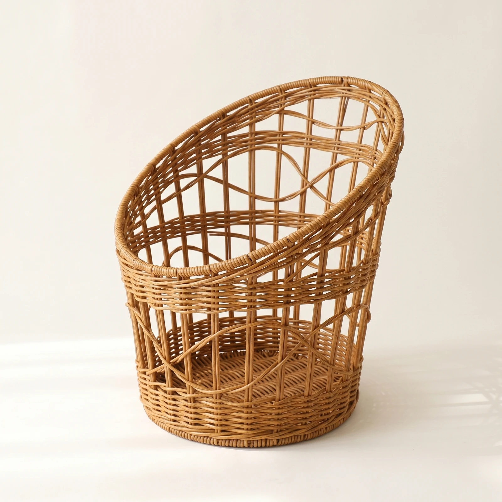 Woven Basket with Iron Frame Asymmetrical Storage Basket with Iron Wire Frame Open-Weave Rustic for Kitchen Counter