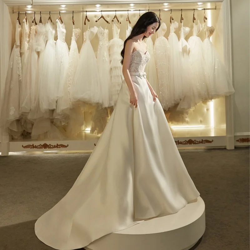 

New Light Wedding Dress French Hepburn Style Lace Off-Shoulder Elegant Slimming Reception Dress