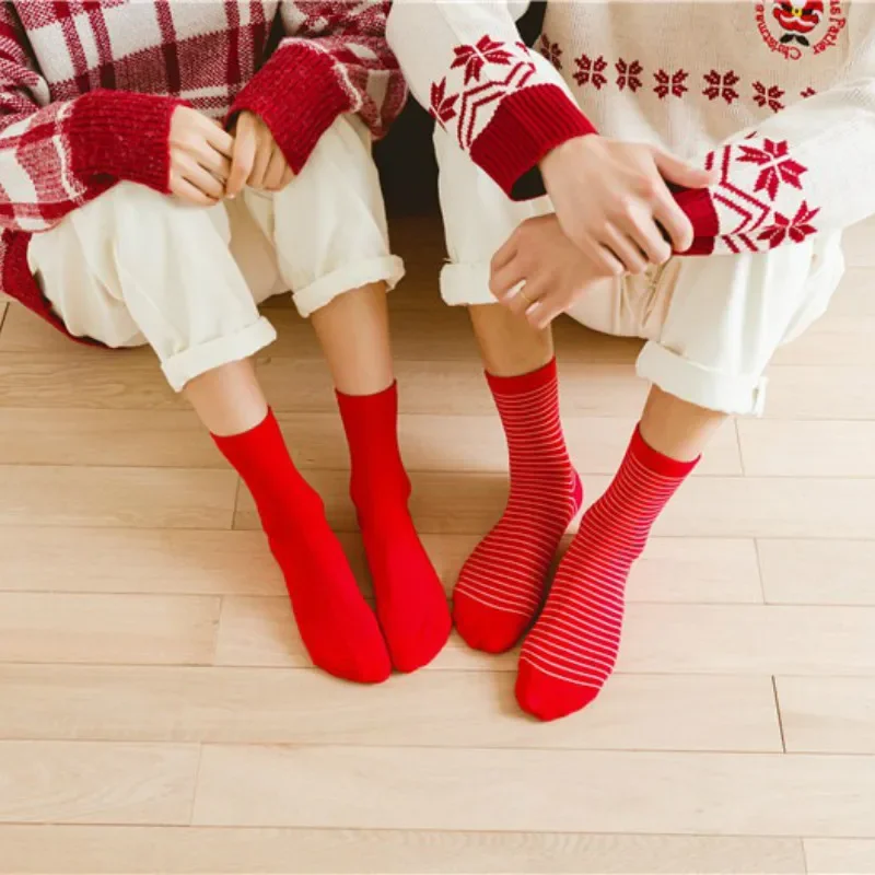 Calcetines de tubo medianos de Navidad rojos para hombres y mujeres, parejas, calcetines de Año Nuevo, Otoño e Invierno