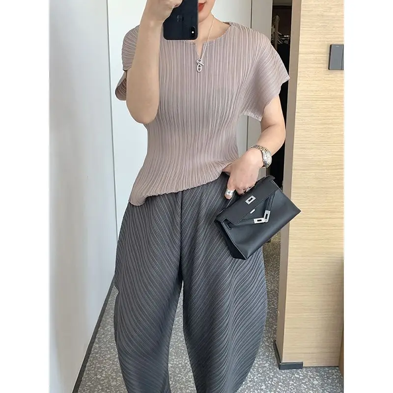 Pleated high-class short sleeved t-shirt women 2023 new summer fashion skinny shirt o neck solid casual t shirt female tops