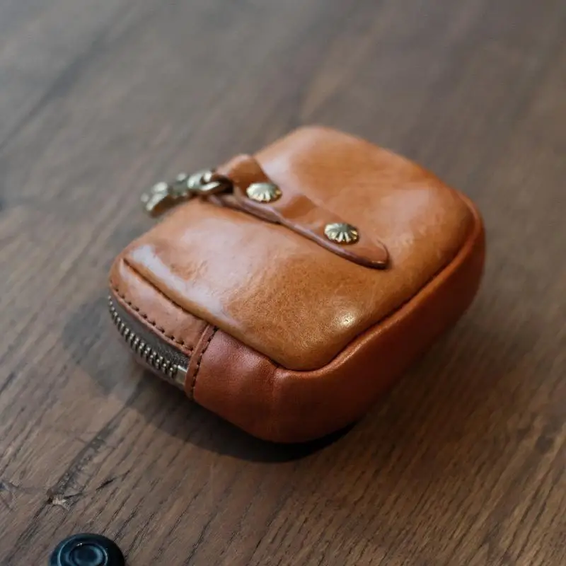 PU-Leder Doppel-Münzbörse in Kaffeebraun, Unisex, Kompakt, Multifunktional, Mini-Karten- und Kopfhörer-Aufbewahrungstasche – Detail 4
