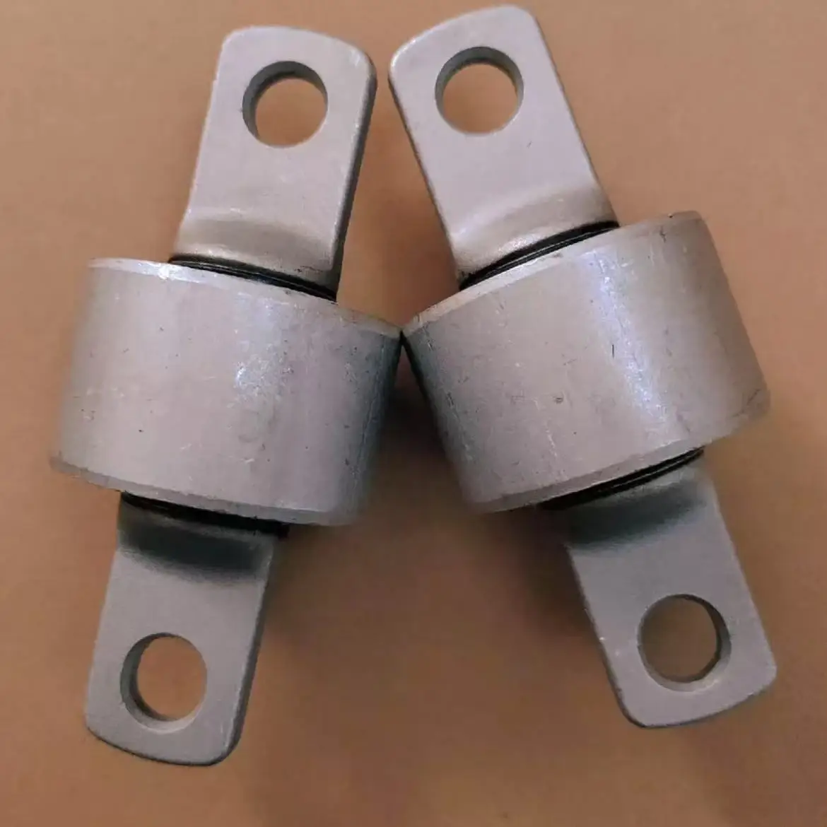 

For Tesla accessories MODEL 3 Model Y chassis under suspension straight arm rubber sleeve 1044343