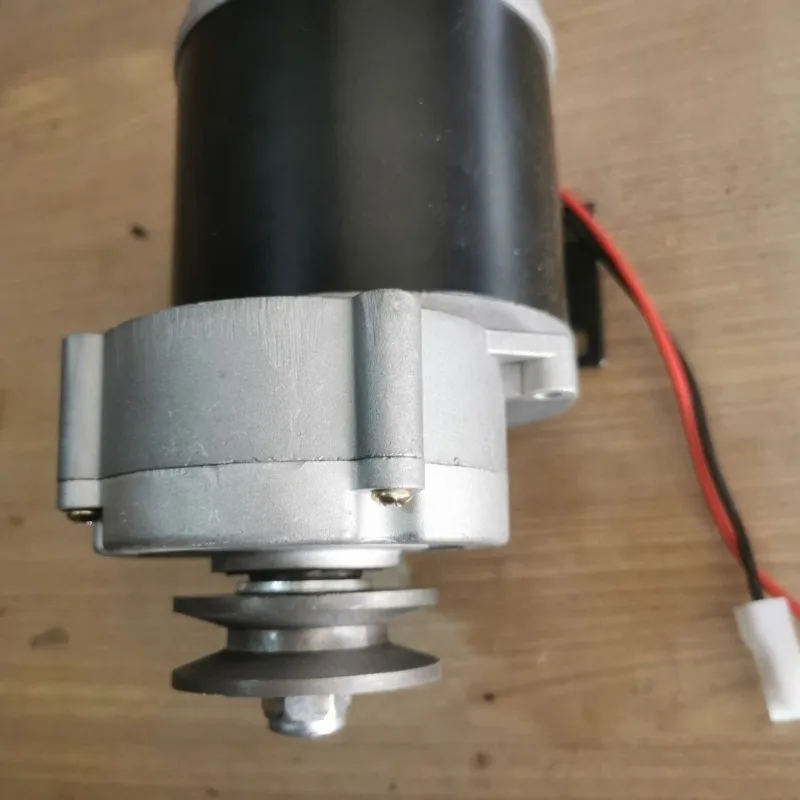 Motor, motor, permanent magnet, high power 12V600W180 rpm, with fixed base