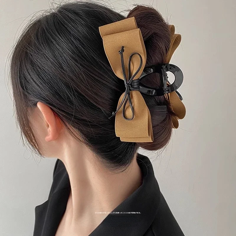 Autumn and Winter Chic Bow Hair Claw for WomenTrendy and Elegant Shark Claw Bow Clip Fashion Shark Clip butterfly hair accessory