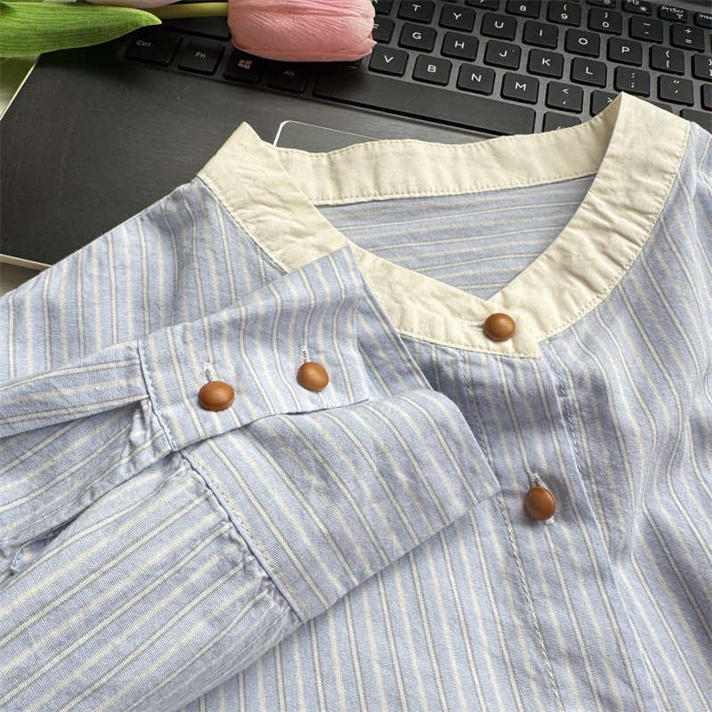 Branco gola alta retalhos camisa listrada azul para mulheres amor oco para fora bordado rendas soltas camisas de algodão de manga curta