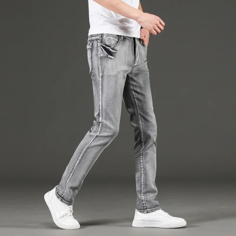 Vaqueros grises para hombre, otoño 2025, nuevo estilo clásico, pantalones vaqueros elásticos informales de negocios, pantalones vaqueros ajustados para jóvenes de corte Regular clásico elegante