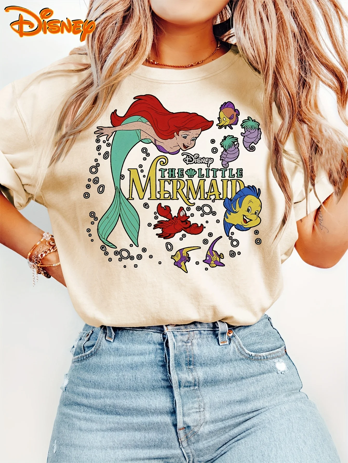 تي شيرت نسائي من Disney Little Mermaid Friends برسومات لـ Ariel Flounder Sebastian تي شيرت كاجوال مستوحى من الطراز القديم ناعم قابل للتمدد