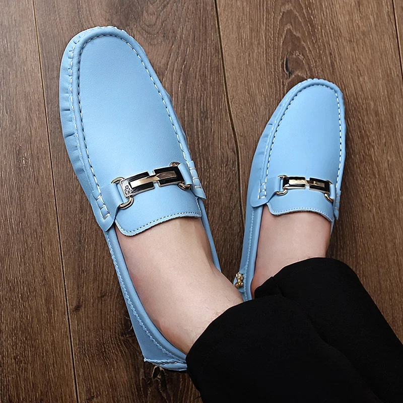 NEW Men Leather Shoes Handmade Stitching Casual Slip on Loafer Moccasins Breathable Casual Shoes for Men Metal Decoration Shoes