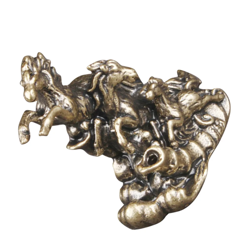 

Brass Horse Desktop Ornament -Piece Casting Smooth Surface Home Office Decor Copper Craft Auspicious Career Symbol