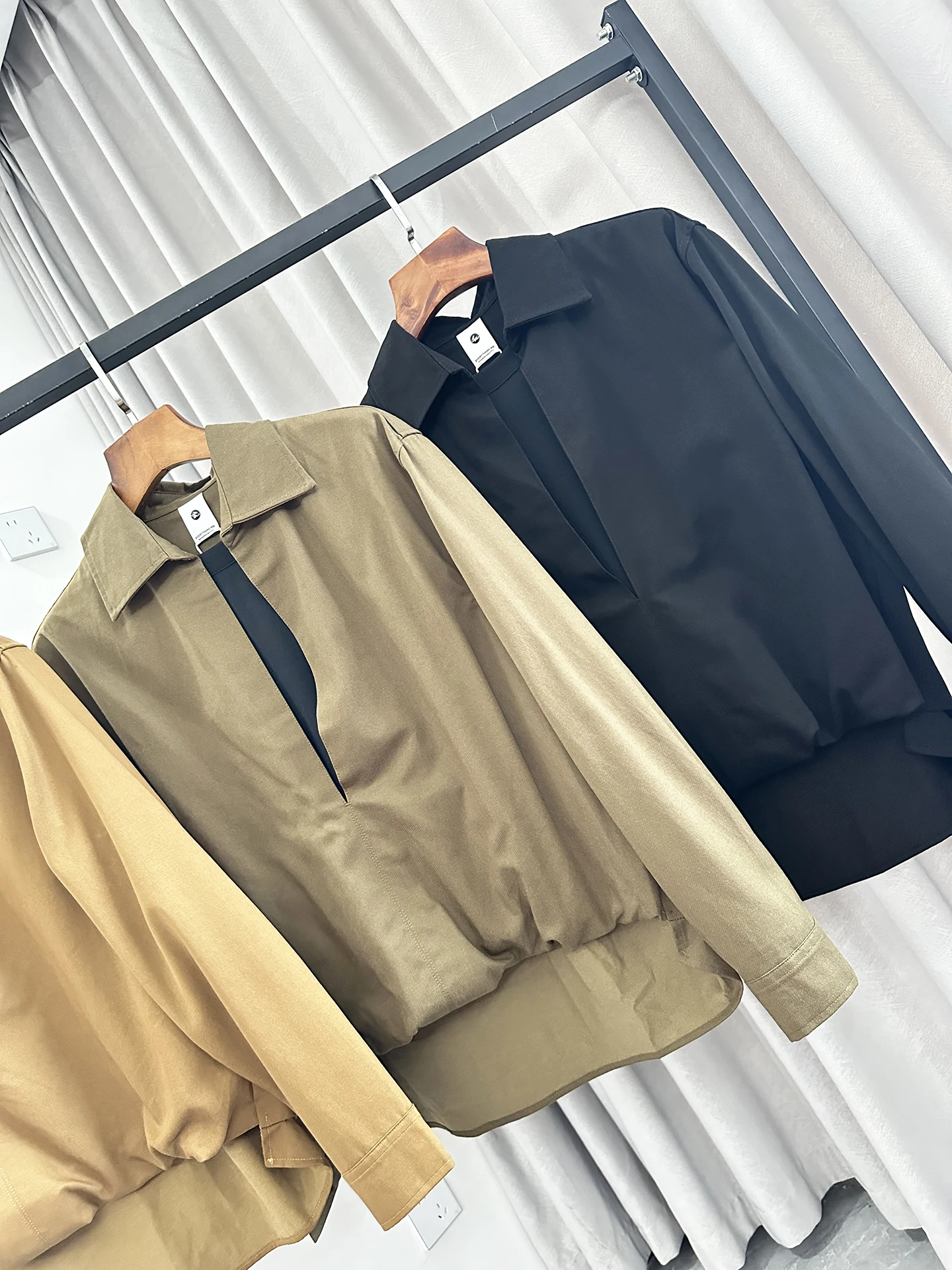 Men's Fashionable Long Sleeve Shirt Autumn Seasonal Moisture Wicking American Style Loose Fit Self Layered Mella Color Versatile