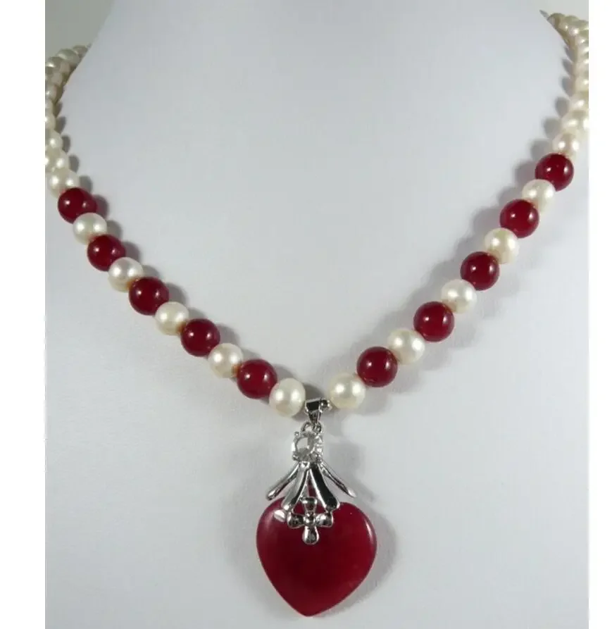 

beautiful 7-8mm mixed white pearl & red Jade bead pendant necklace