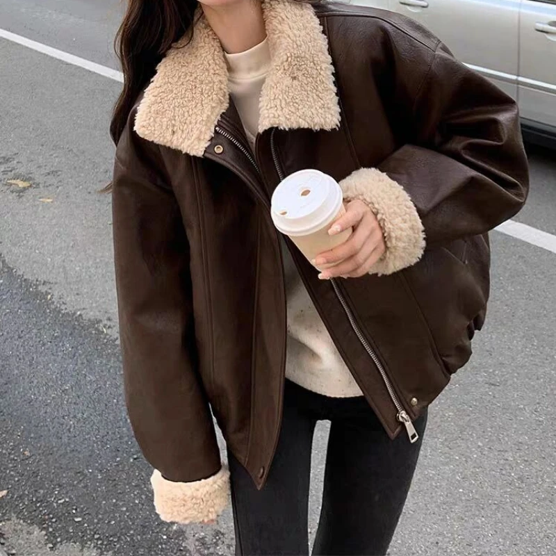 Brown Motorcycle Leather Jacket for Women, Winter Fleece-Lined and Thickened, New Lamb Wool Spliced, Warm and Loose Fit