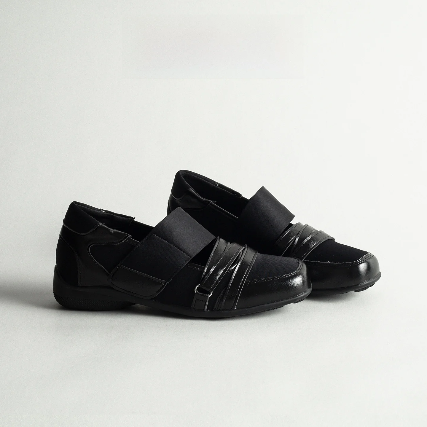 

Genuine Leather Mary Jane Shoes Spring Fashion Buckle Strap Magic Stick Flat Head Casual Commute Single Shoes Women's Footwear