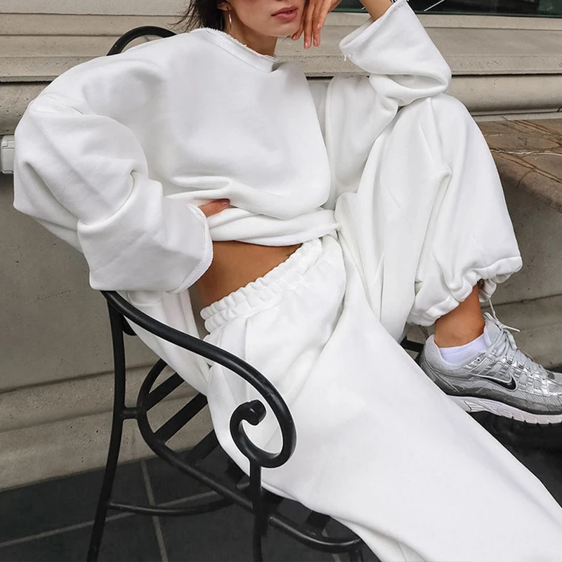 

BKLD 2025 Minimalist Stylish Female Solid Tracksuit Loose O Neck Full Sleeve Sweatshirt+Elastic Waist Wide Legs Pants Streetwear