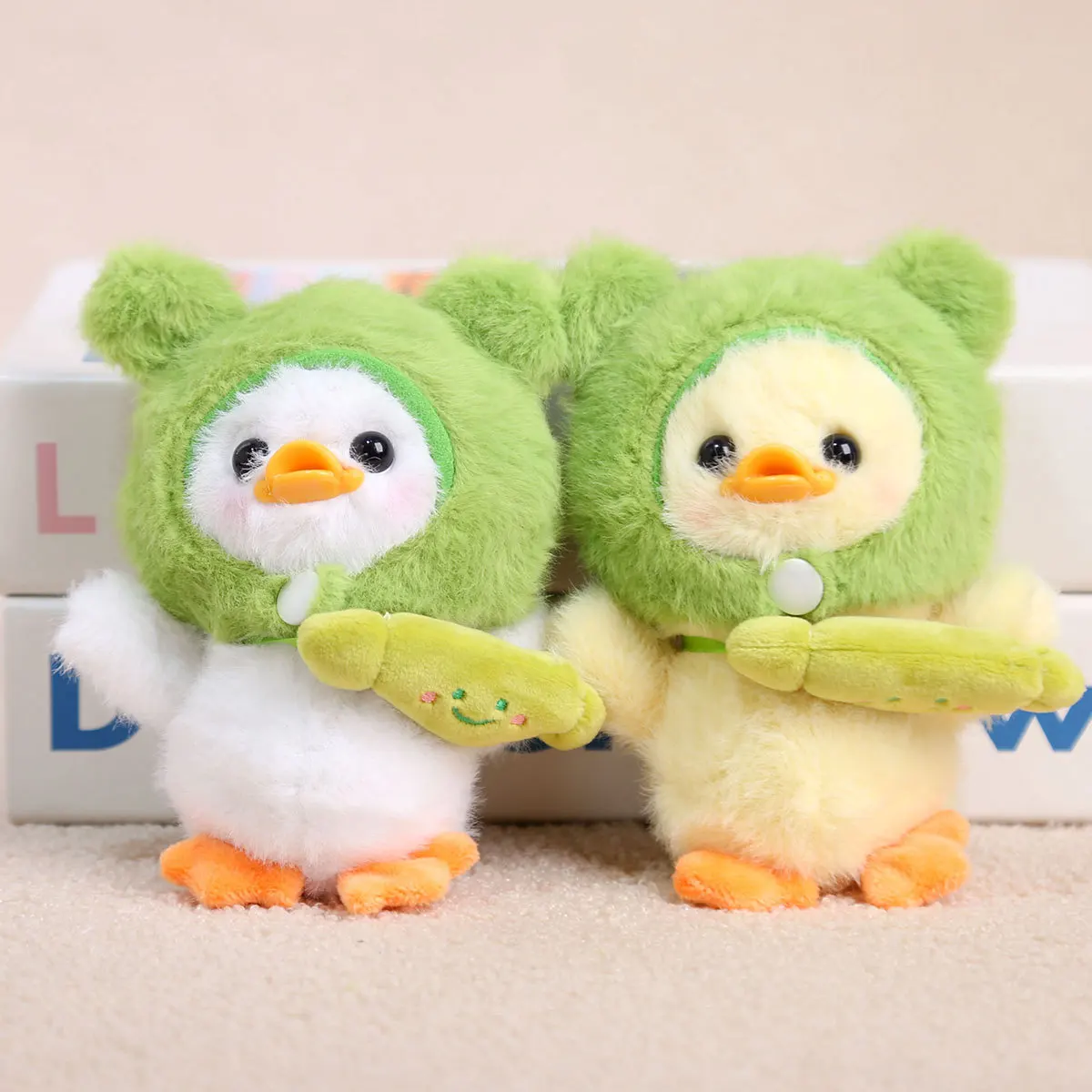 Cute Duck Plush Dolls Keychain Stuffed Animal Cartoon Backpack Pendant Small Duck Plush Toys Ornament Children's Birthday Gifts