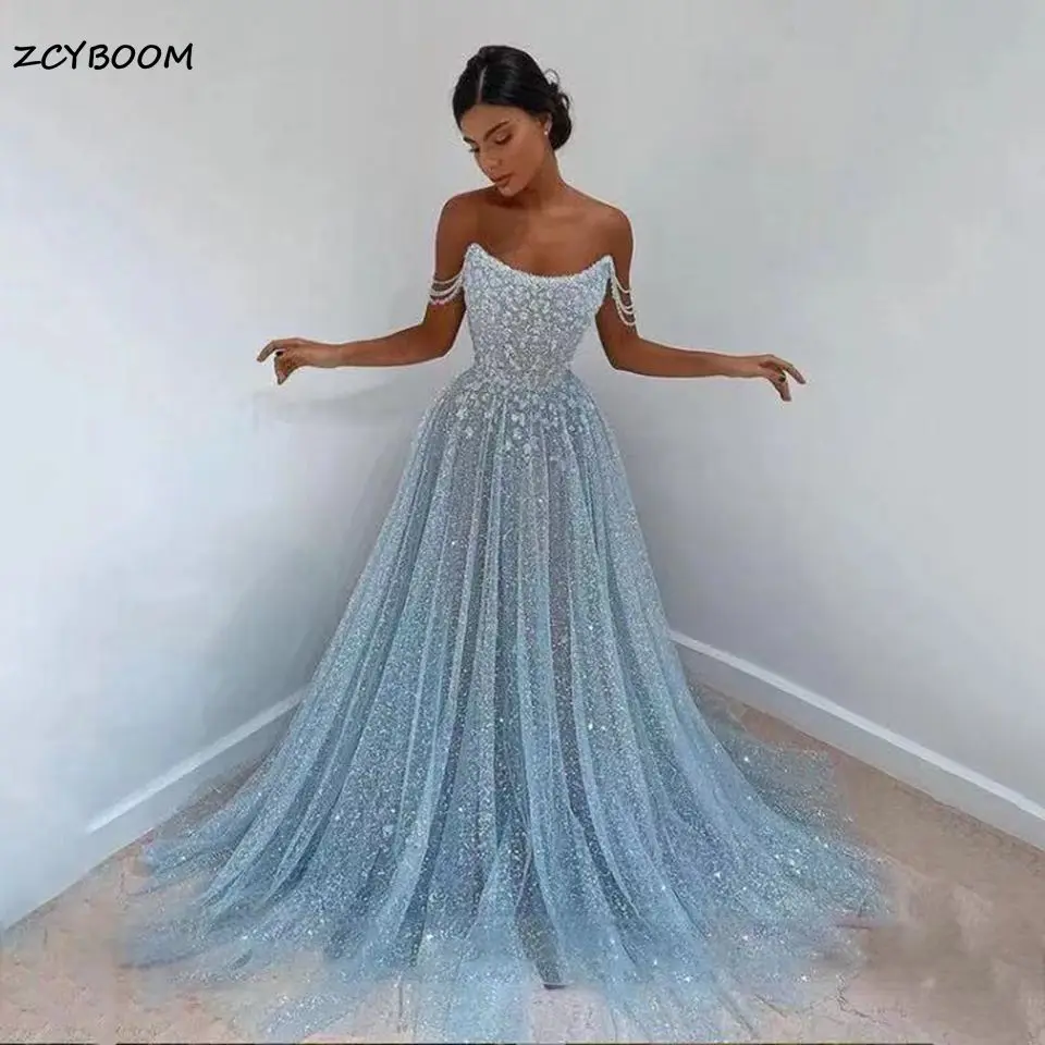 

Customized 2025 Sky Blue A-Line Long Formal Prom Dresses Boat Neck Beaded Appliques Tulle Sweep Train Women Evening Party Gowns