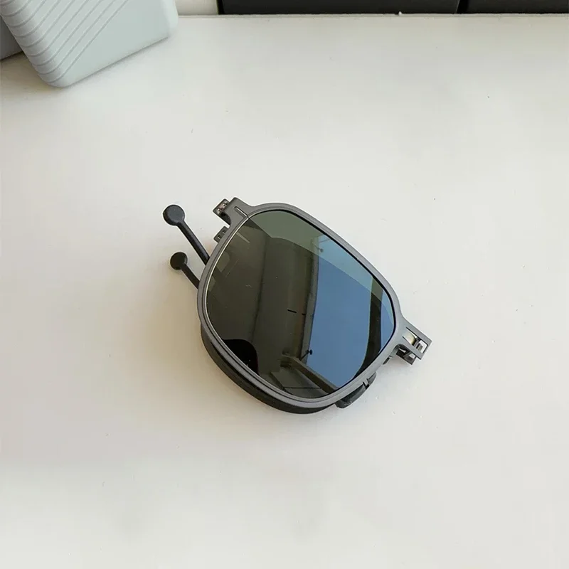 2025 New Men Fashion Folding Sunglasses Brand Designer Glasses UV400 Eyewear Lady Retro Sun Glasses Women's Goggles