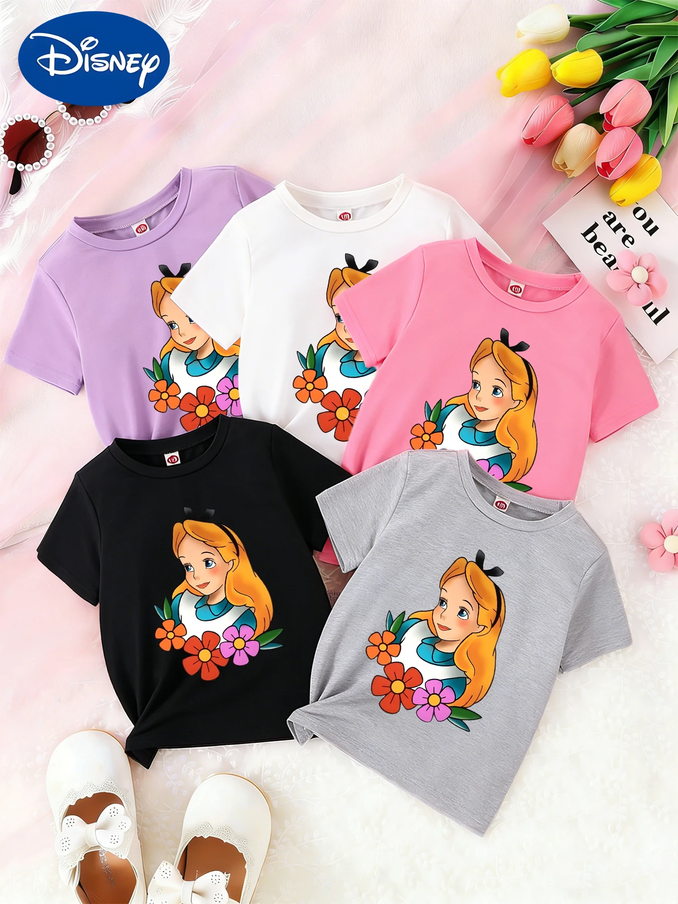 

Футболка для девочек Disney Alice in Wonderland, с цветочным принтом на верхней части, нежными и свежими короткими рукавами.