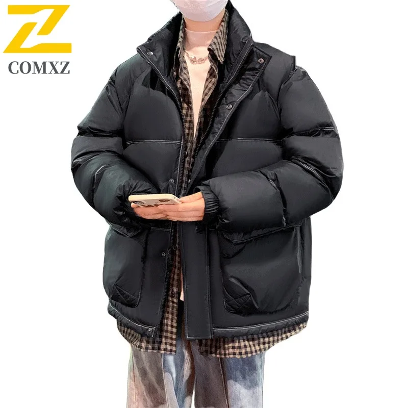 سترة COMXZ الرجالية المميزة المزيفة بعناصرين للمغامرة الخارجية سترة خفيفة الوزن بتصميم يومي مقاومة للرياح للخريف والشتاء