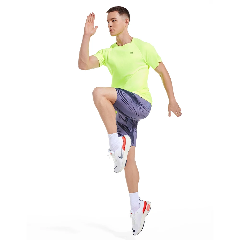 

Men's Ultra Lightweight Seamless Running Tshirt Breathable Quick Dry Marathon Singlet Sleeveless Race Vest for Sports Fitness