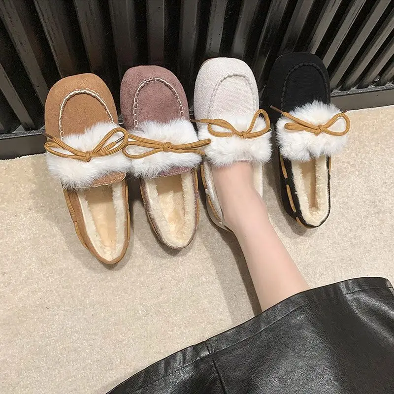 

Women's Winter Bean Bean Shoes Fur Lined Flat Thick Bottom Slip-On Boots Korean Style Warm Rubber Sole Pure Color