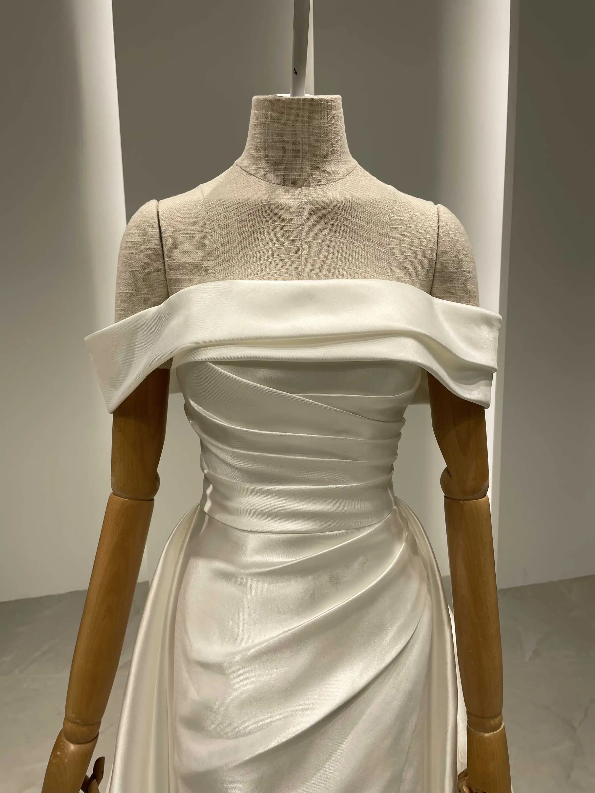 Robe de Mariée Plissée en Satin, Ligne A, avec Traîne, pour Patients