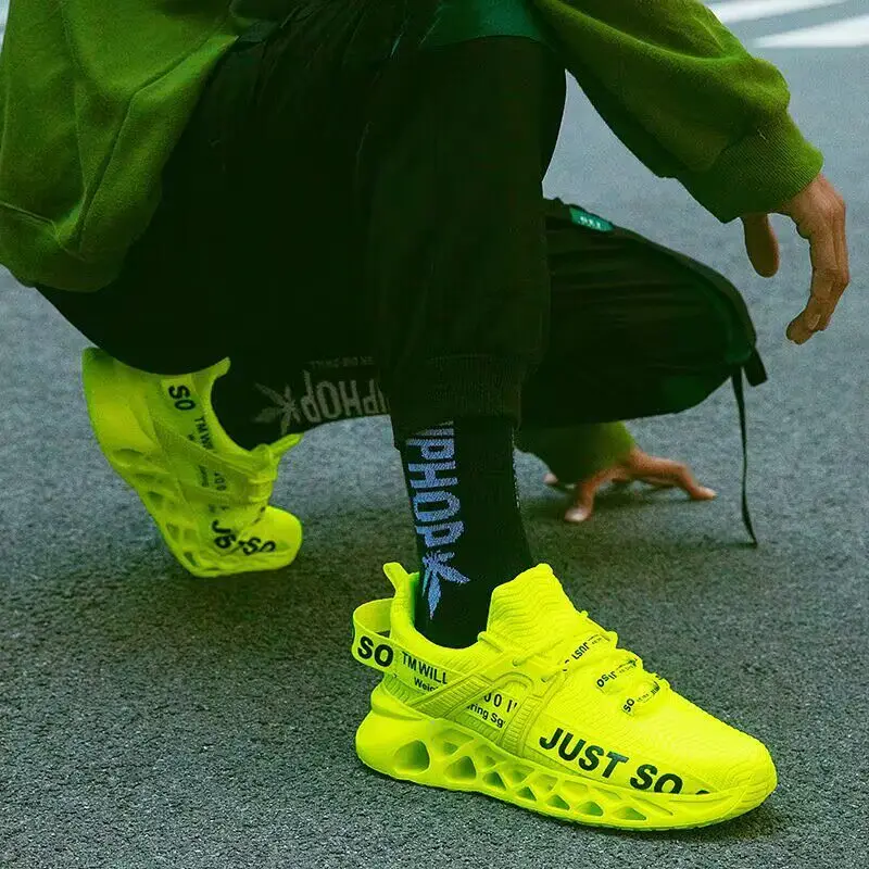 Couple sports shoes breathable ultra light soft sole shock-absorbing blade running shoes cross-border plus size fly woven shoes