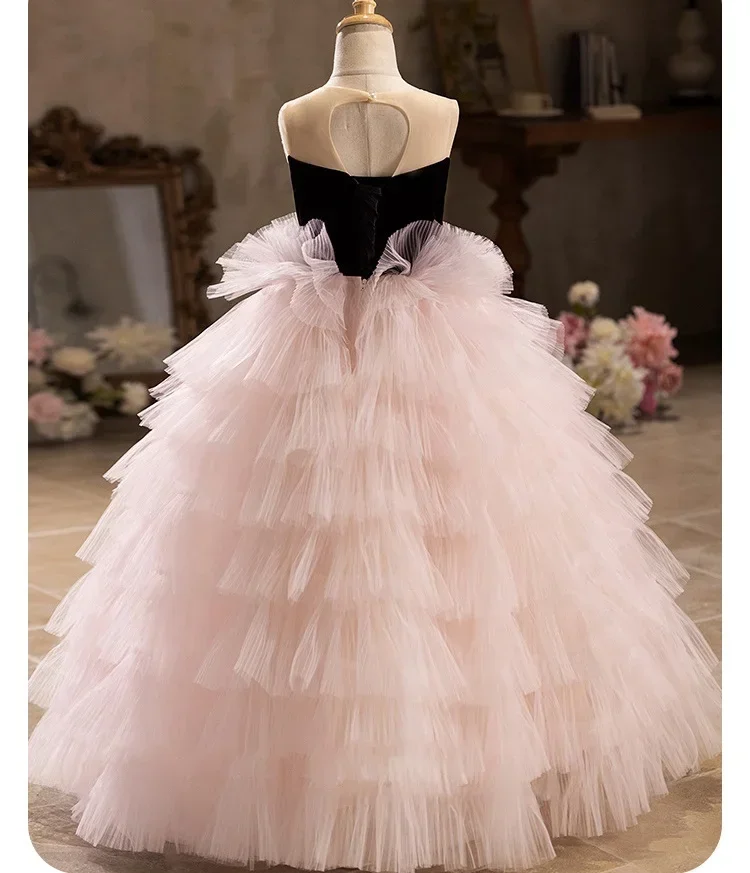 فستان كعكة طويل فاخر بدون ظهر على الموضة الجديدة لعام 2025 فستان سهرة كرنفال لأعياد الميلاد فستان الأميرة المطرز بالزهور للفتيات