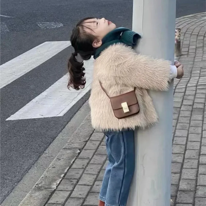 Autumn Winter New Childrens Fur Coat Girls Versatile Korean Baby Solid Color Round Neck Fur Top Round Collar