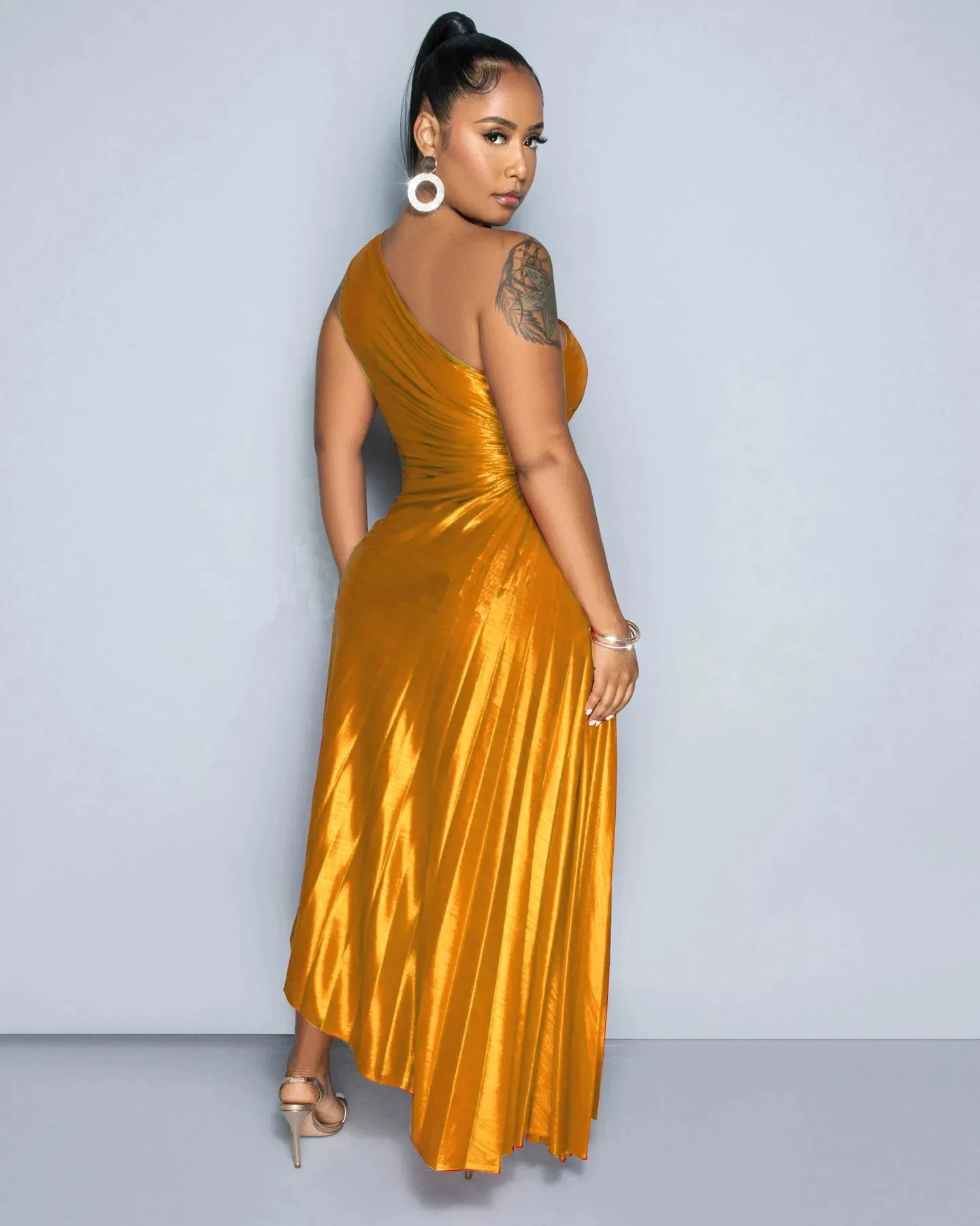 Wishear Gilding One Shoulder Cutout Waist Pleated Irregular Maxi Dress for Women Sexy Party Night Club Birthday Evening Vestidos