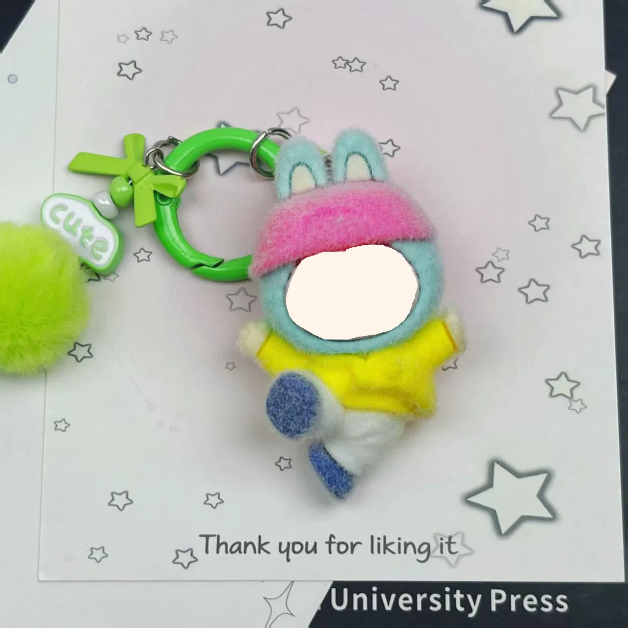 1PCSNew سلسلة المفاتيح الصغيرة الكرتون الإبداعية ثلاثية الأبعاد دمية الطلاب المدرسية قلادة سيارة مفتاح سلسلة النساء الرجال يعرض 2025