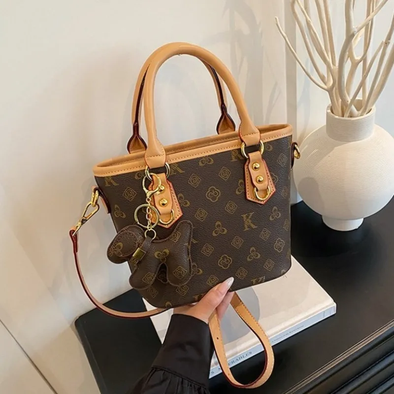 

Простая классическая сумка для подгузников, сумка, рюкзак для салона, минималистичный, изысканный, шикарный, универсальный, элегантный, стильный, практичный, на каждый день