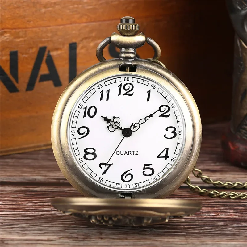 خمر سفينة حربية Bronenosets Potemkin ساعة جيب كوارتز للرجال النساء قلادة ساعة مع سلسلة سترة تحصيل Reloj هدية