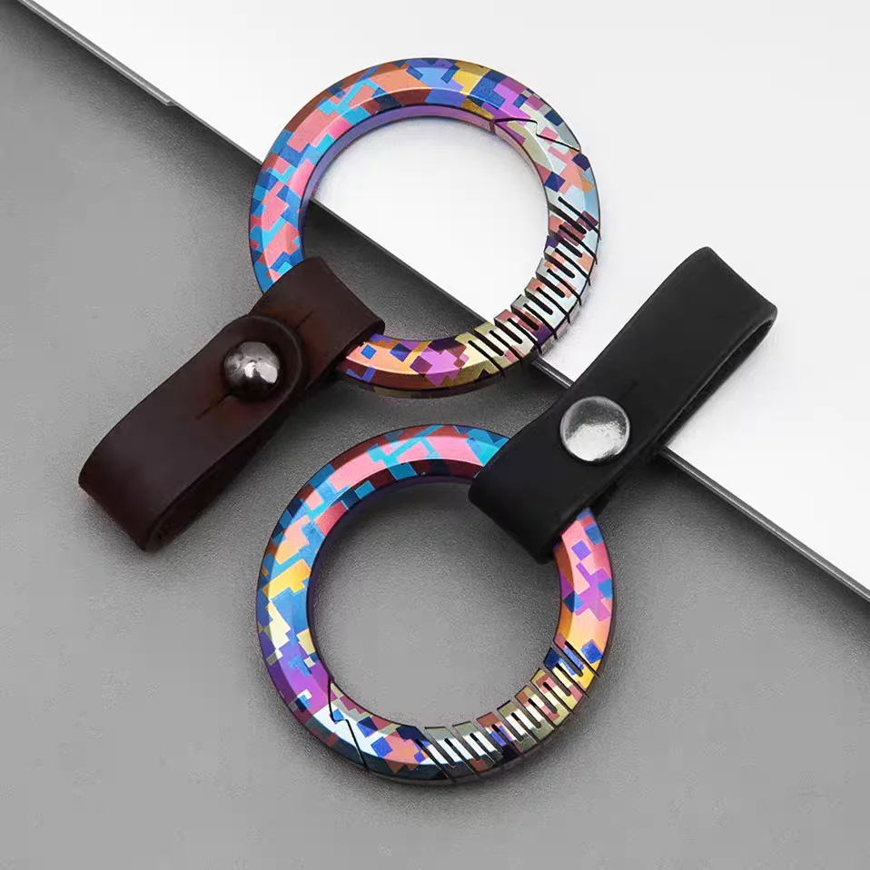 Titanium Alloy Mosaic Keychain For Men-Super Light Waist Hanging Mad Cowhide Car Key Ring,Universal Metal Pendant,Stylish Gift