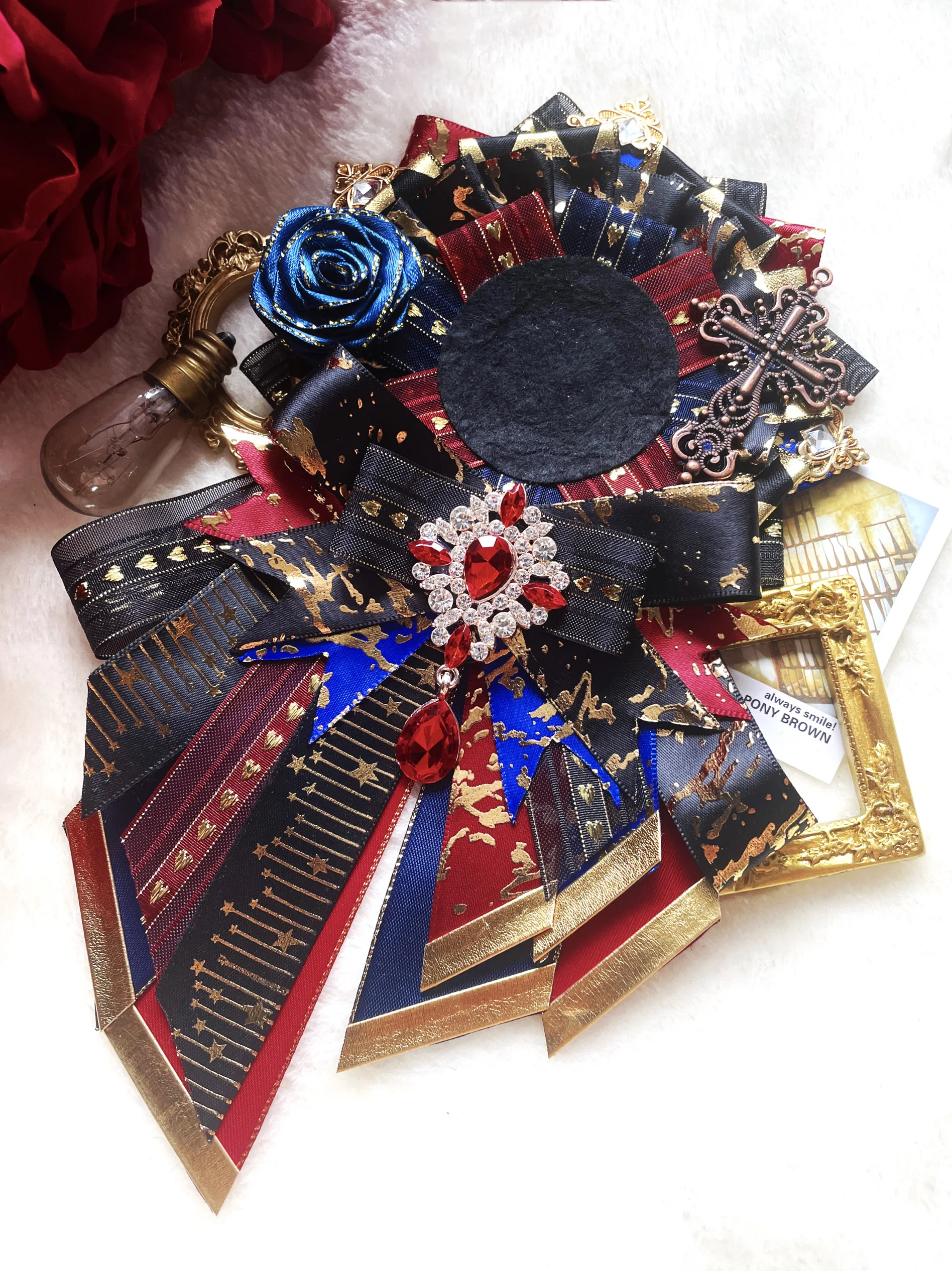 

Original School of Magic Anime Pain Packaging Roses Fantasy Gorgeous Valley Meto Bajita Lolita Medal Can Be Used As Accessories