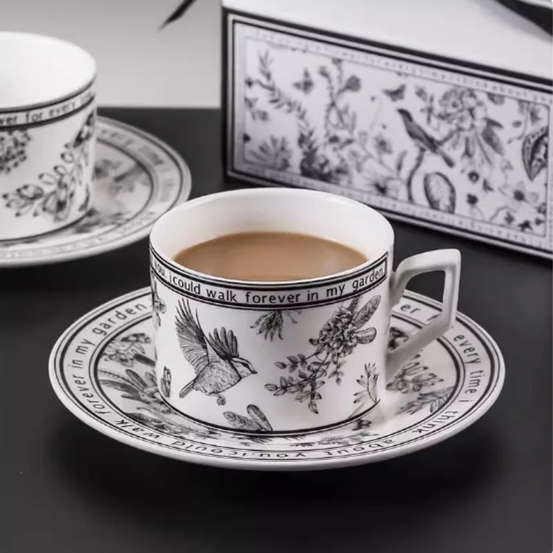 Pinellia Flower Coffee Cup and Plate Set in a Small Fragrant Cup, with Handle, Nordic Style, with High Aesthetic Value