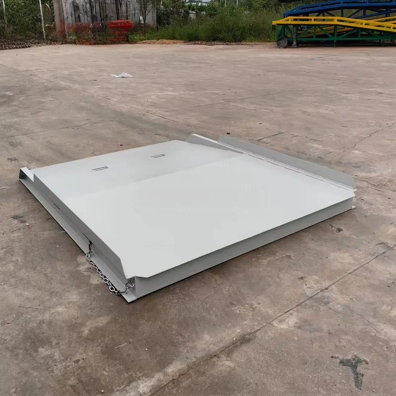 Heavy Duty 22,000 Pounds Non-Slip Platform Loading Ramp Trailer Container Cargo Entry Ramp Cargo Terminal Loading Lift Platform