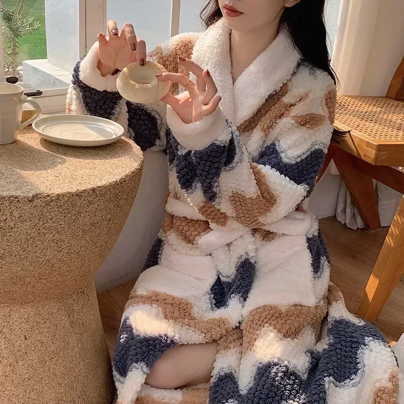 Women's Pajamas Cute Pijama Winter Sleepwear Warm Robe Sets Long Home Wear Bathrobe Plus Velvet Warmth Coral Fleece Nightgown