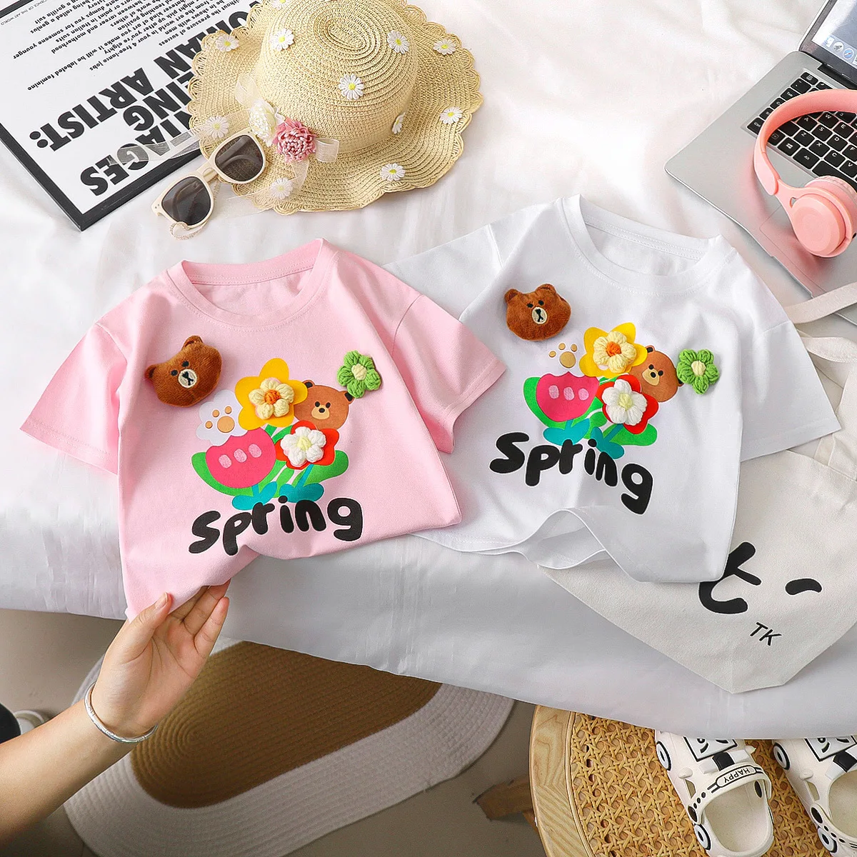 New 2024 Kids Summer Thin T-shirt Baby Girls Short Sleeve Round Neck Cute Cartoon Bear Flower Decor Tops Tees Infant Clothing