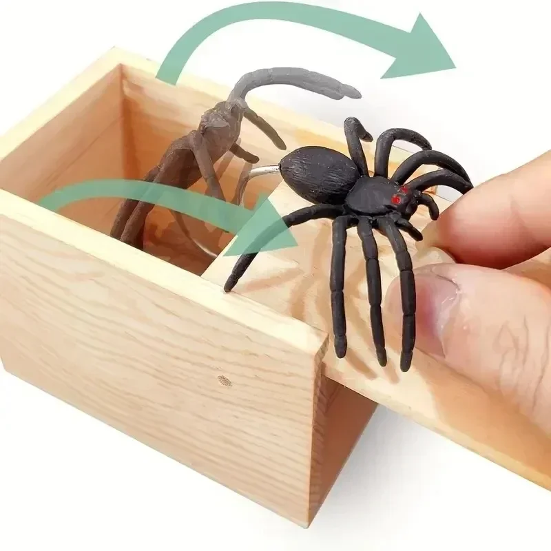 3PCS Spider Scare Prank Box Pop Out Rubber Spider Handmade Wooden Scare Box Fun Surprise Joke Prank Trick Toy Halloween Gift