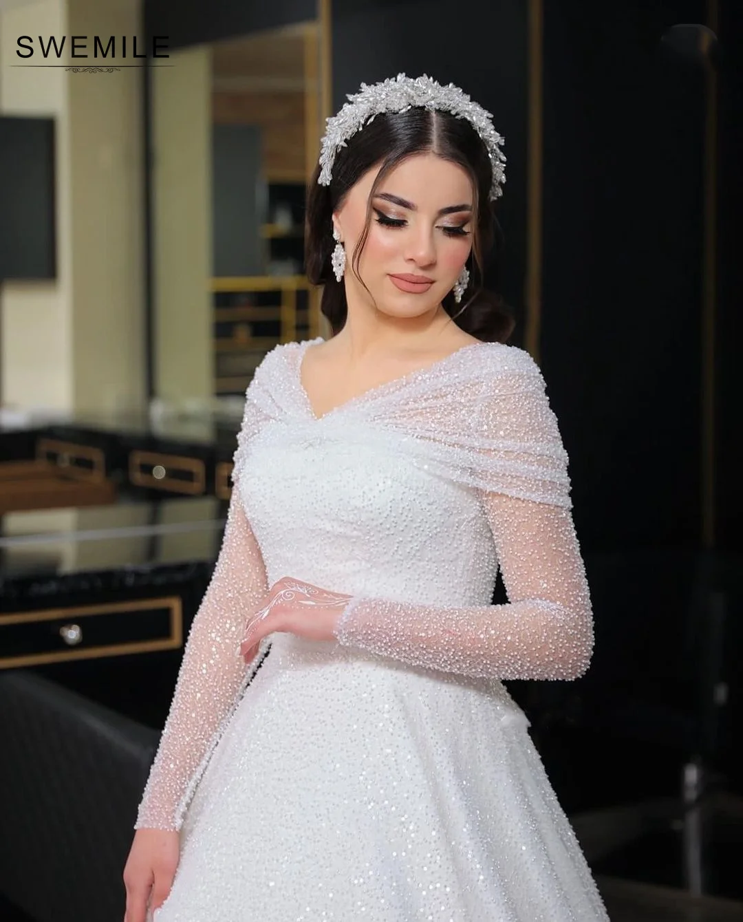 SWEMILE A-Line V-Neck Neckline Long Sleeves Beadings Luxury Wedding Dresses Long Dresses Dubai Evening Dress 2024 Formal Occasio