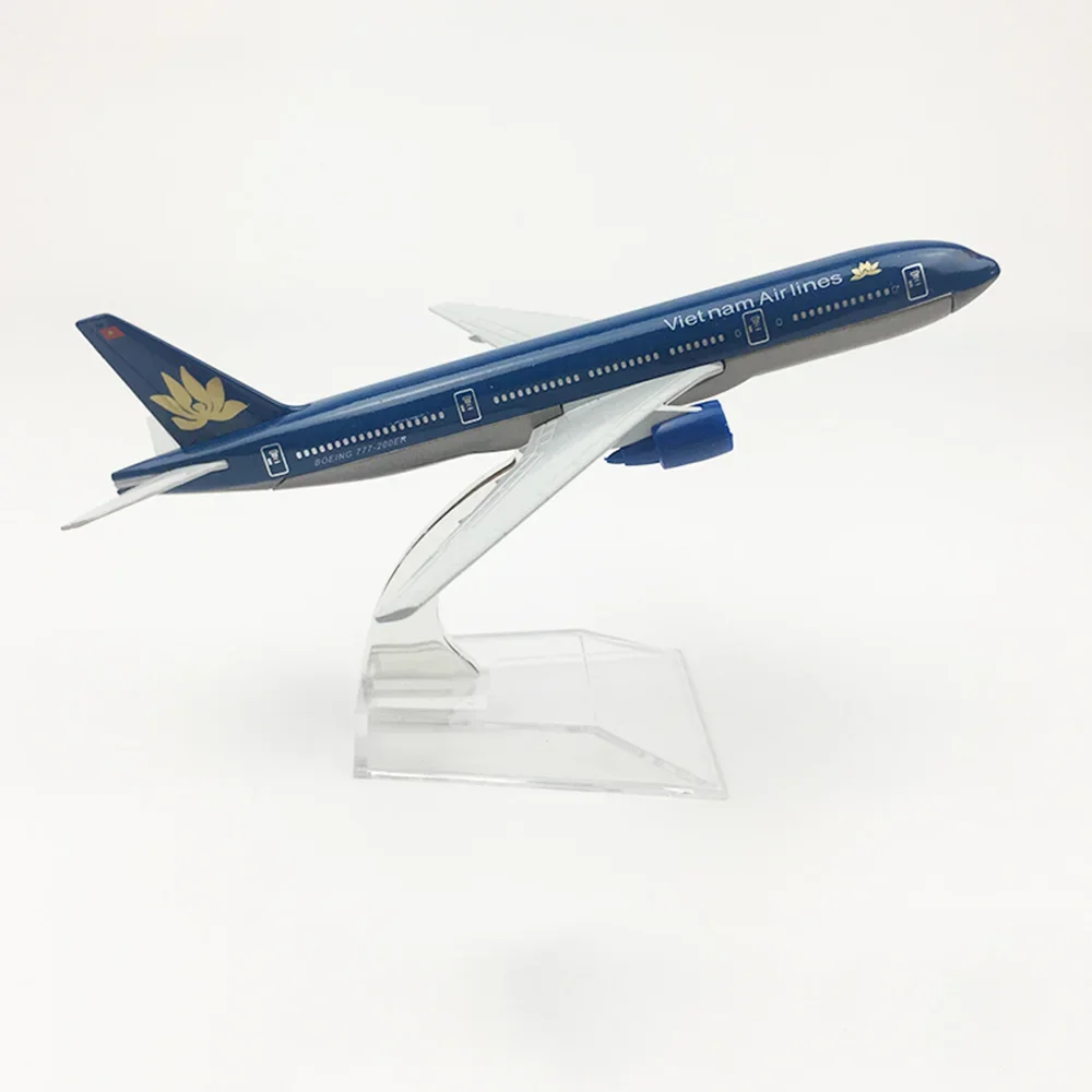 

1/400 Scale Alloy Aircraft Boeing 777 Vietnam Airlines 16cm Alloy Plane B777 Model Toys Children Kids Gift for Collection