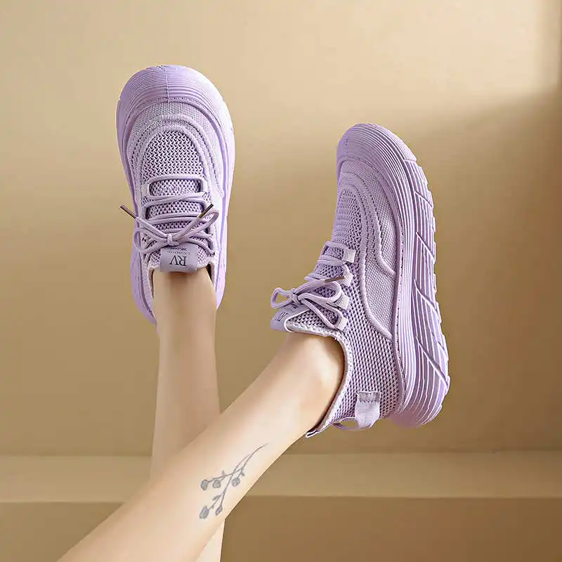 

Роскошные туфли из синтетической кожи на высокой платформе, тренировочные кроссовки, женские белые спортивные кроссовки высокого бренда, перепродажа, доступная цена