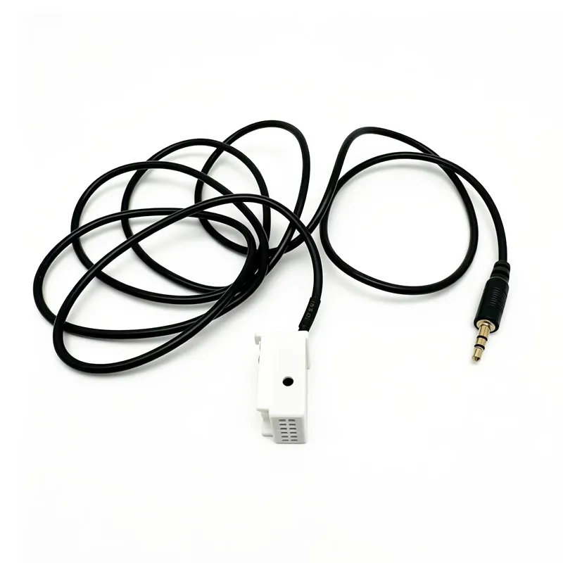 1pc Car Aux Cable 3.5MM MP3 Audio Adapter For Peugeot 307 308 408 407 507 Sega Triumph Citroen C5 C2 RD4