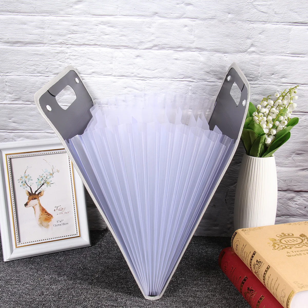 

1Pcs Vertical Accordion Bag Plastic Bill Clips Colorful Retro Clips Schedule Book Organizer Office Home