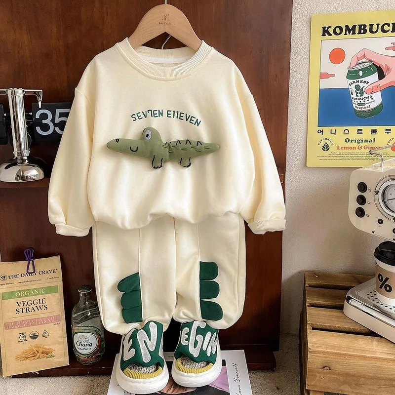 Little dinosaur set2026Spring new collection: stylish sweatshirt and sweatpants set for boys and girls, suitable for toddlers an