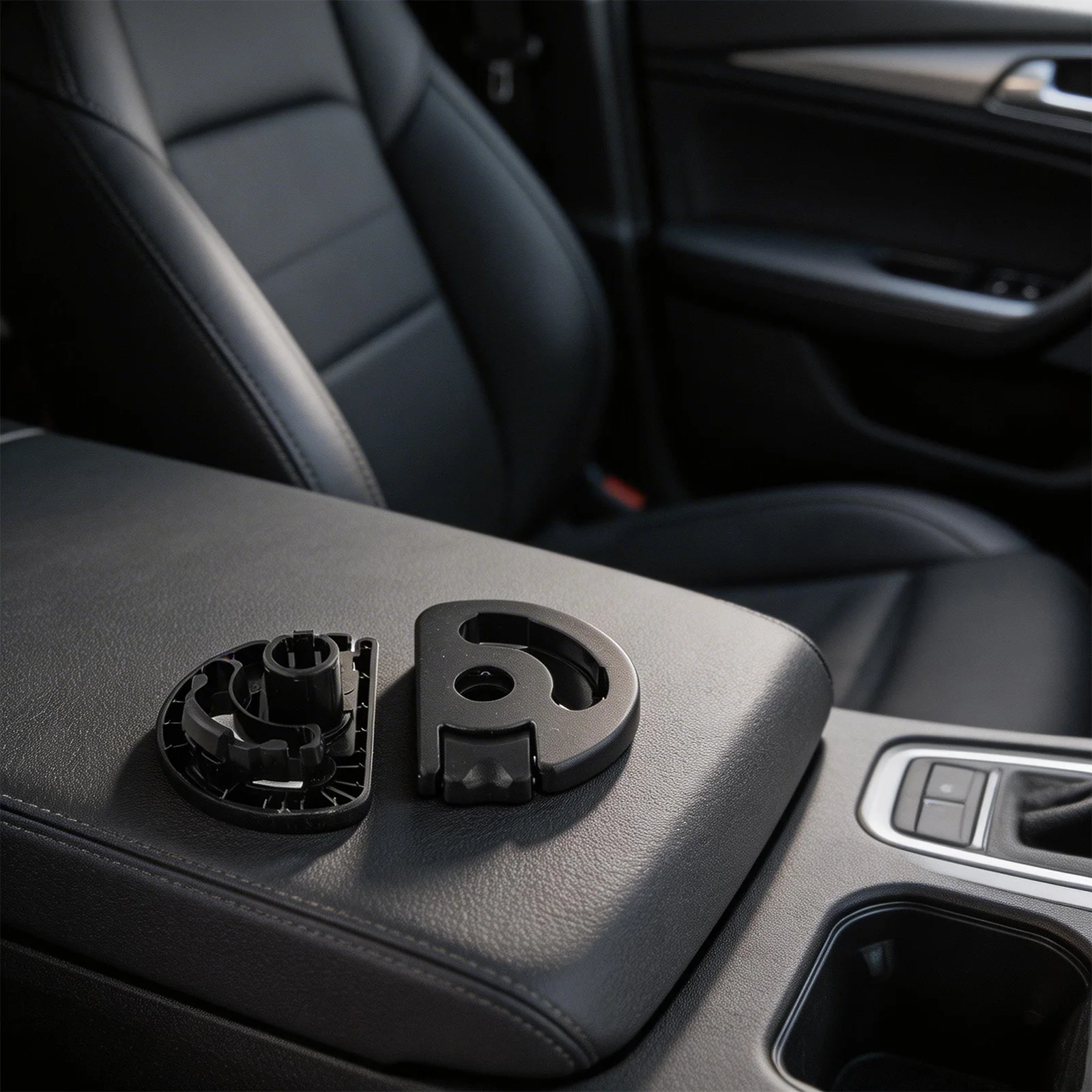 Plastic Bracket Armrest Bracket Improving Driving Comfort 7*4*4CM Improved Comfort OEM Number 8969RA For 307 For 405